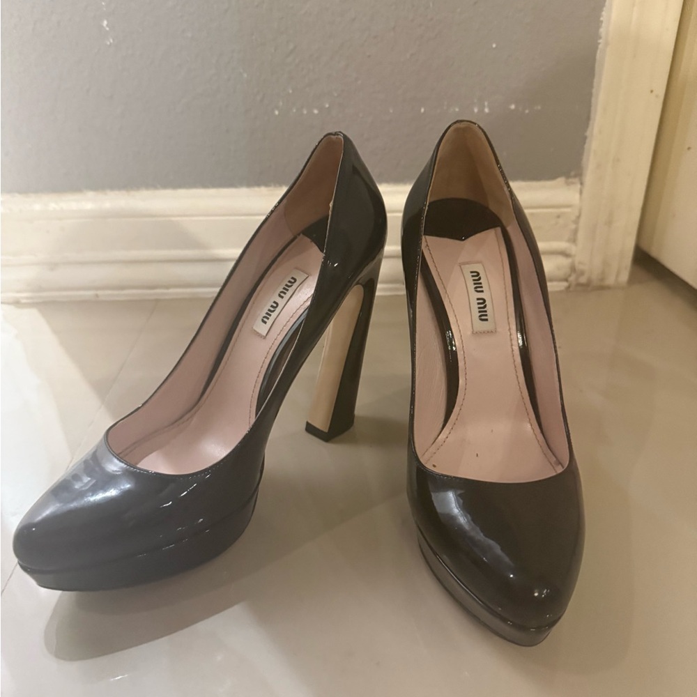 Miu Miu Black Patent Leather Pumps